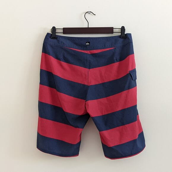 Quiksilver Mens Size 30 Red Blue Stripe Boardshorts Swim Trunks - Picture 3 of 4